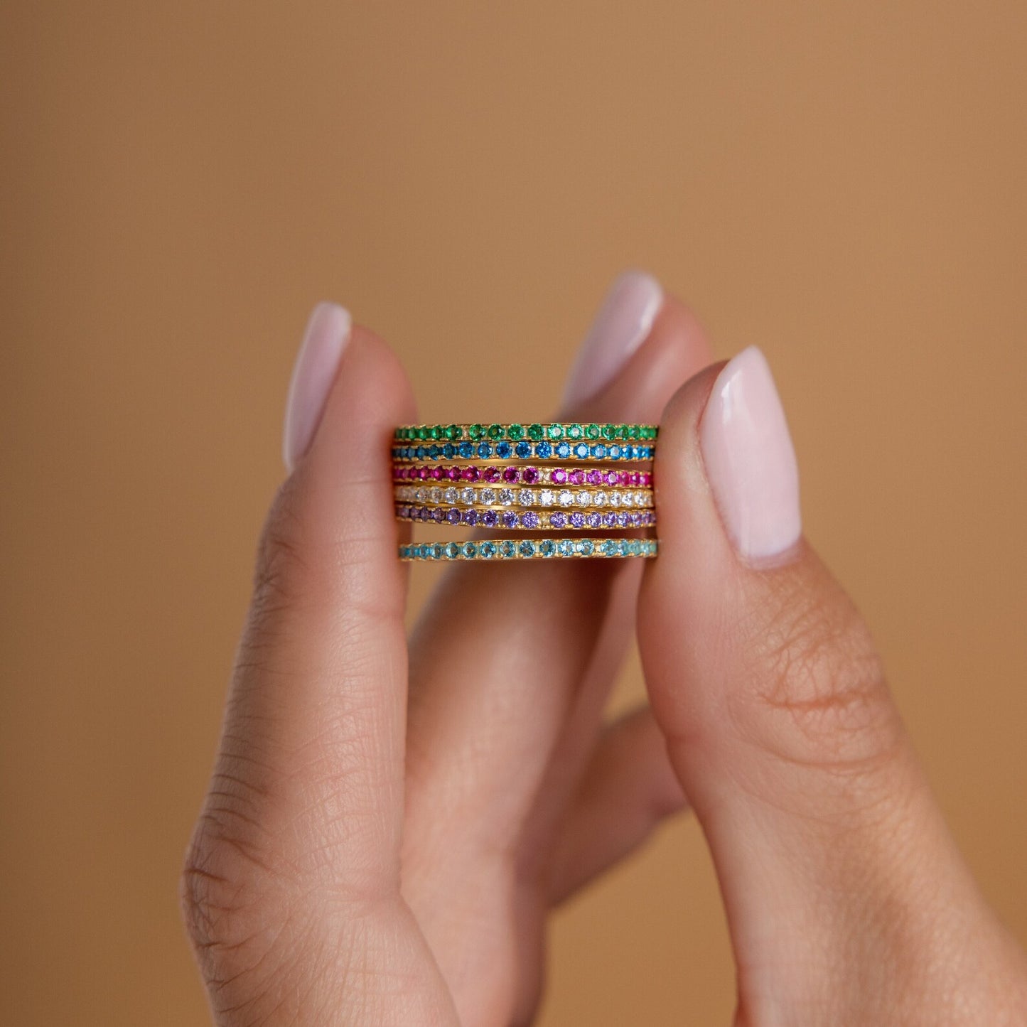 Bague avec pierre de naissance éternité 