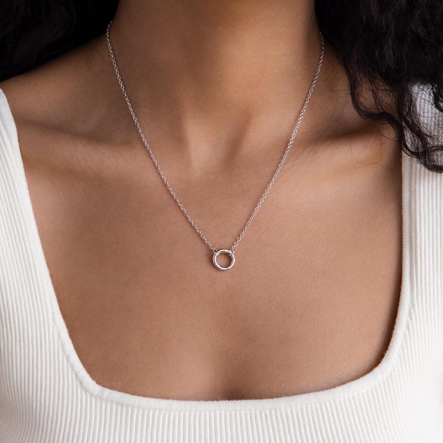 Cable Circle Charm Necklace