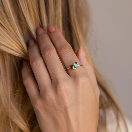 Toi et Moi Heart Birthstone Ring