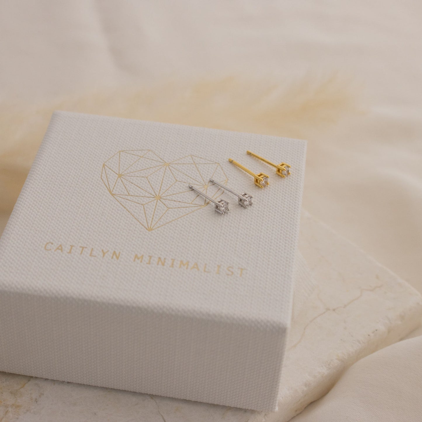 Pendientes pequeños de diamantes Booker